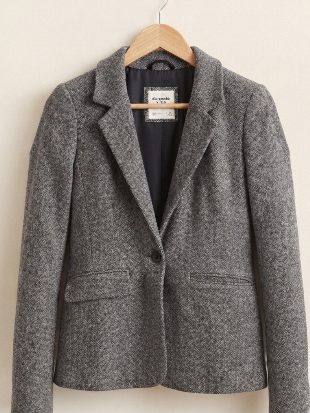 Abercrombie & Fitch Women's Heather Gray Wool-Blend Tailored Blazer